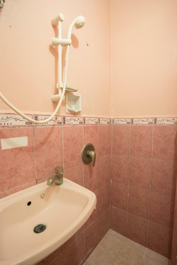 Gv Hotel - Masbate Masbate City Eksteriør billede